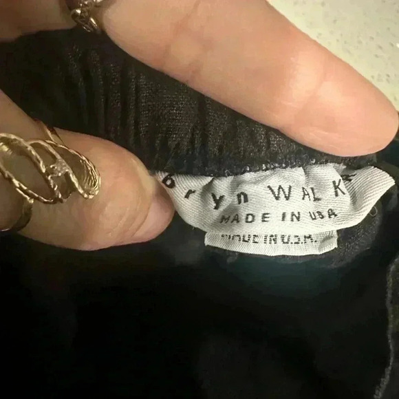 Bryn Walker Black 100% Linen Flat Front Capri Pants Black Sz 2XS XXS - Picture 4 of 5